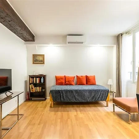 Large Flat Louvre Pont Neuf 48 M2 Apartment *
